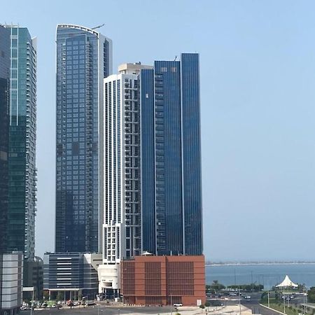 Sharing Motel Rooms Abu Dhabi Luaran gambar