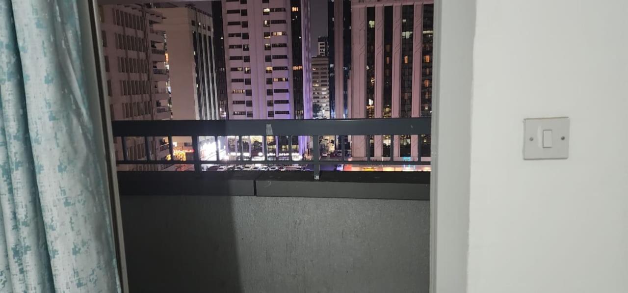 Sharing Motel Rooms Abu Dhabi Luaran gambar